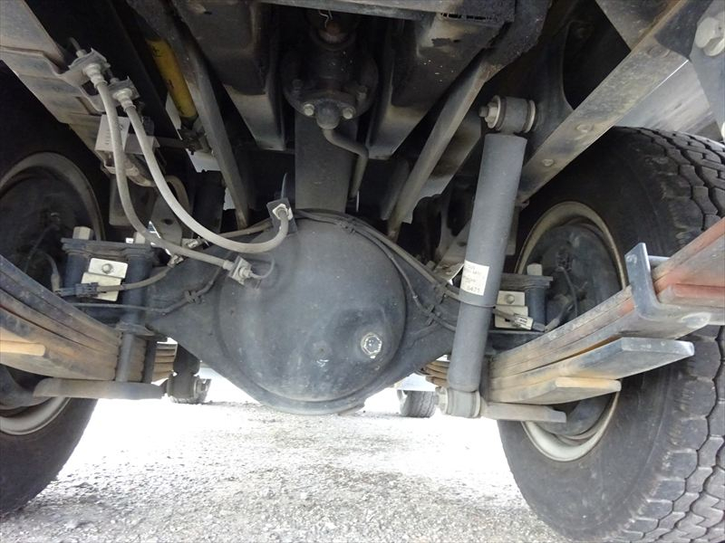 深ダンプ リヤ扉コンビ|中古トラックの販売・買取・査定のアイナビ