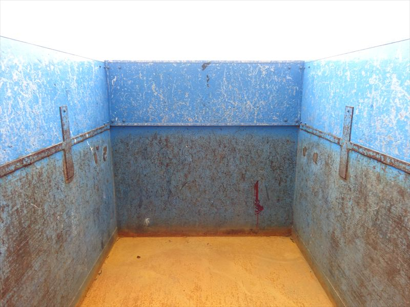 深ダンプ リヤ扉コンビ|中古トラックの販売・買取・査定のアイナビ