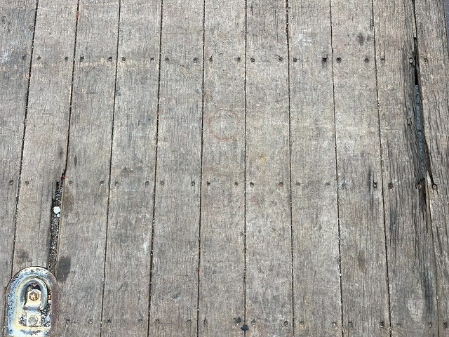 4段ユニック★ラジコン★4軸低床2デフ★後輪エアサス★5方開|中古トラックの販売・買取・査定のアイナビ