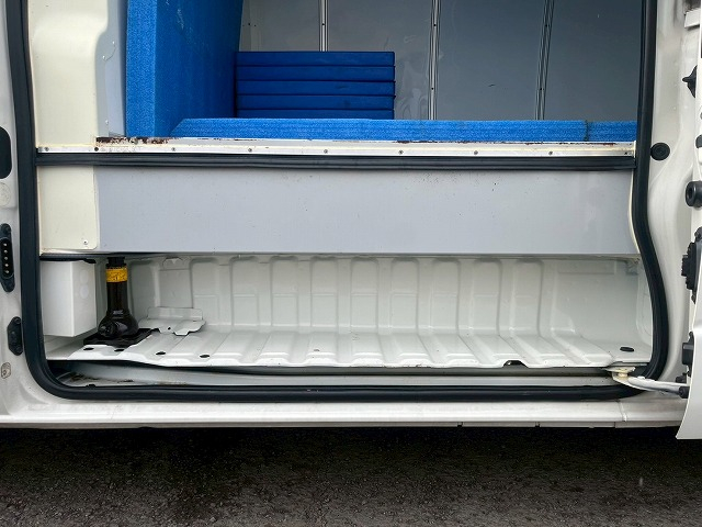 デンソー★-7℃中温設定★禁煙車★実走行・2.7万km★TOYOTA|中古トラックの販売・買取・査定のアイナビ