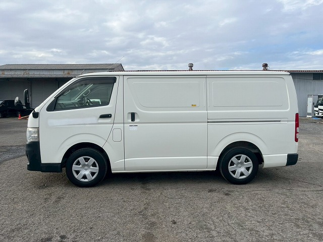 デンソー★-7℃中温設定★禁煙車★実走行・2.7万km★TOYOTA|中古トラックの販売・買取・査定のアイナビ