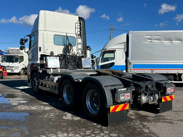 車検付★ハイルーフ★2デフ★ブタ鼻電源コネクタ★後輪エアサス|中古トラックの販売・買取・査定のアイナビ