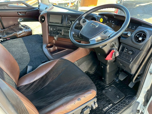 車検付★ハイルーフ★2デフ★ブタ鼻電源コネクタ★後輪エアサス|中古トラックの販売・買取・査定のアイナビ