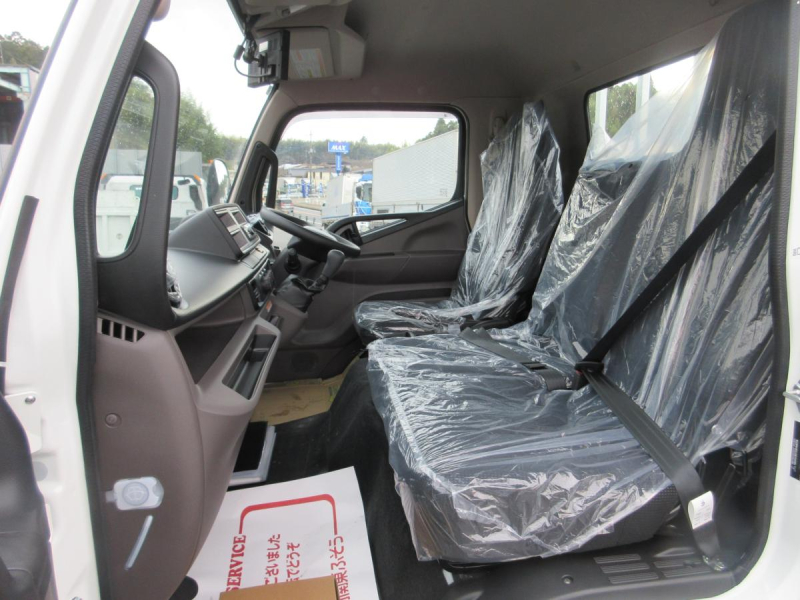 ワイド幅 ロング 積載4.8トン アルミ平ボデー !!|中古トラックの販売・買取・査定のアイナビ