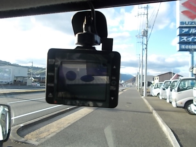 R2式 4WDマツダトラック 走行27000Km|中古トラックの販売・買取・査定のアイナビ