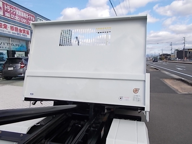 エルフ 3トンセフティーダンプオートマチック車|中古トラックの販売・買取・査定のアイナビ