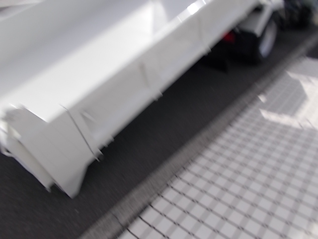 エルフ 3トンセフティーダンプオートマチック車|中古トラックの販売・買取・査定のアイナビ