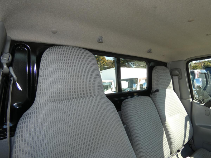 H301.35トン 平ボディー オ-トマ|中古トラックの販売・買取・査定のアイナビ