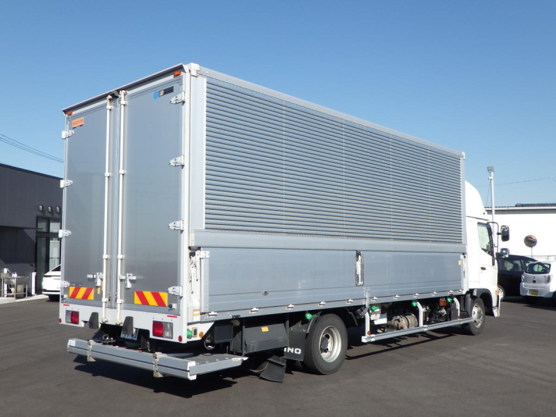 62ワイド 格納ゲート ハイルーフ 後輪エアサス 積載2.25t|中古トラックの販売・買取・査定のアイナビ