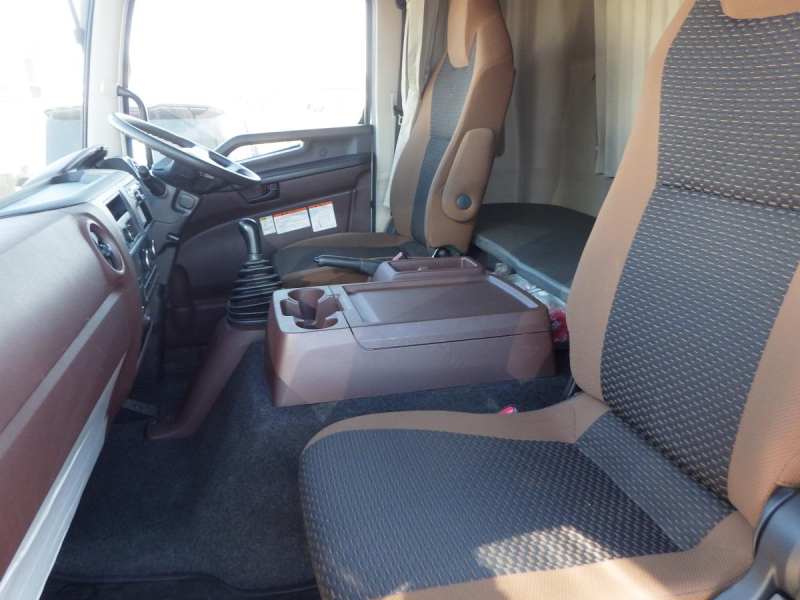 62ワイド 格納ゲート ハイルーフ 後輪エアサス 積載2.25t|中古トラックの販売・買取・査定のアイナビ