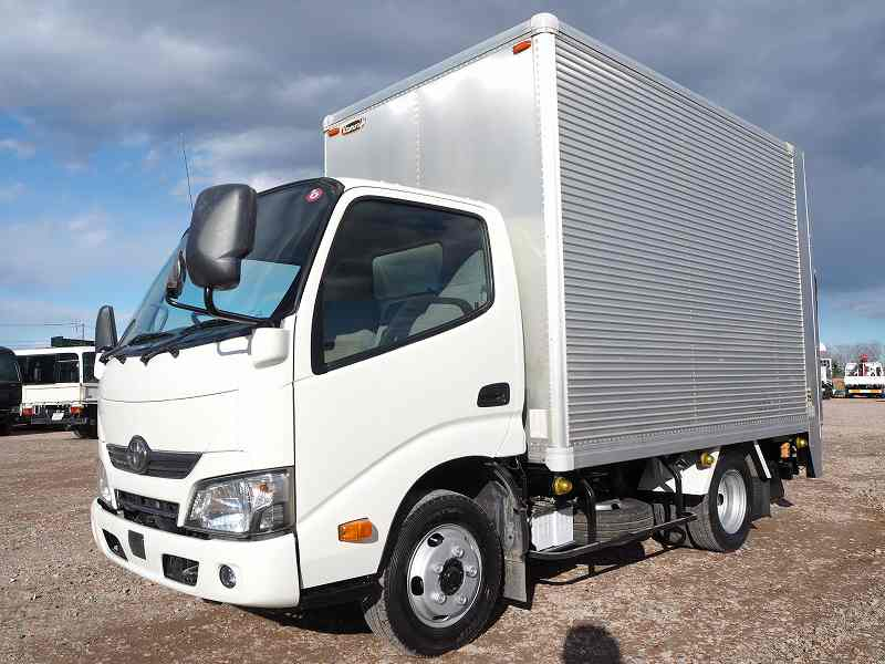 トヨタトヨエース標準ショート10尺アルミバンゲート|中古トラックの販売・買取・査定のアイナビ