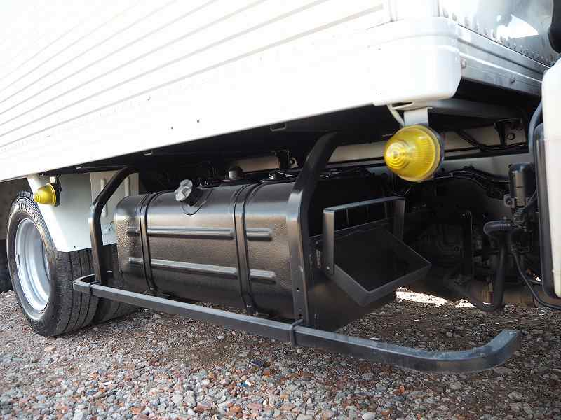 トヨタトヨエース標準ショート10尺アルミバンゲート|中古トラックの販売・買取・査定のアイナビ