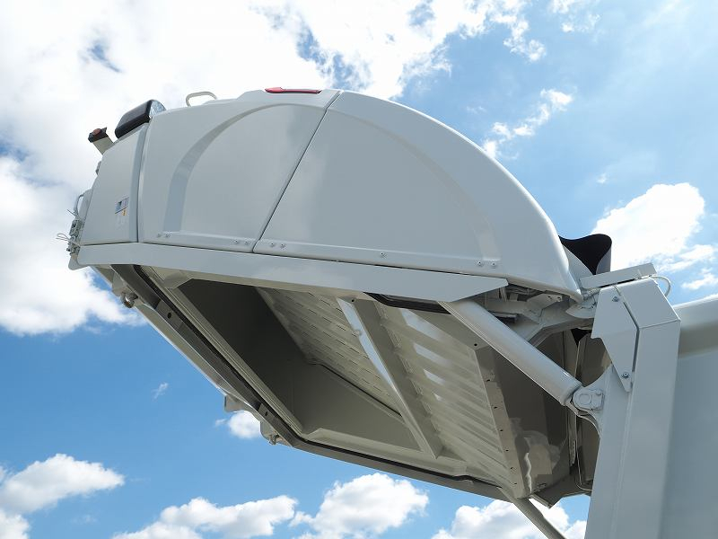 未使用ファイター新明和プレス式ダンボール塵芥車10.2立米|中古トラックの販売・買取・査定のアイナビ