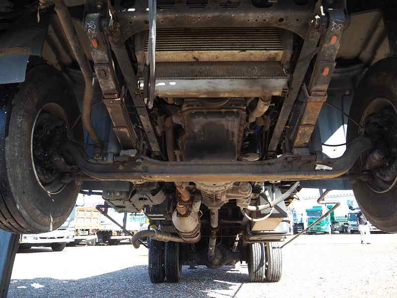 いすゞフォワード4段セルフクレーン角足油圧張出ラジコン|中古トラックの販売・買取・査定のアイナビ