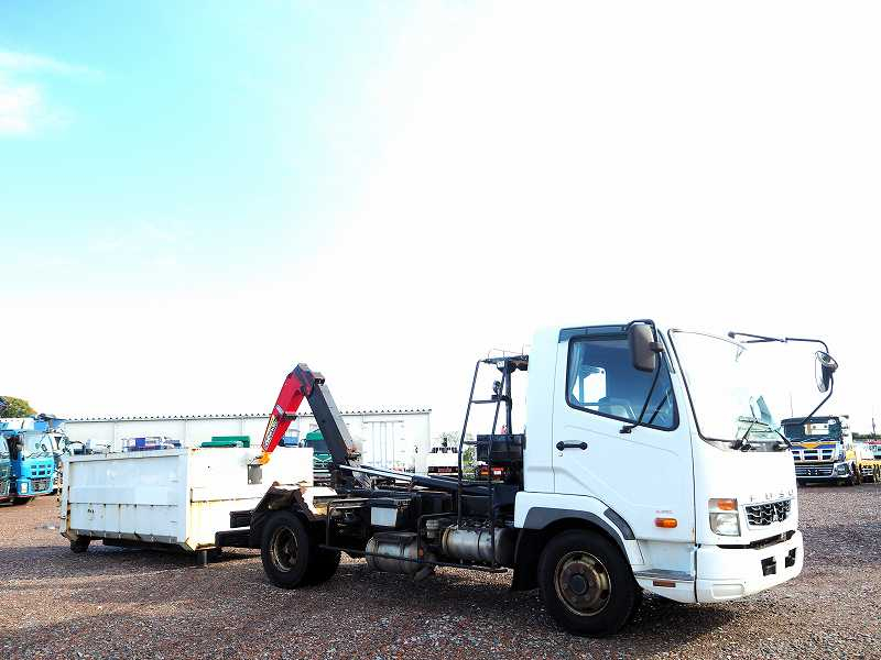 ファイター極東アームロールツインホイストラジコンコンテナ|中古トラックの販売・買取・査定のアイナビ