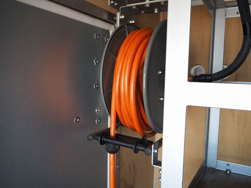 アトラスサービスカーコンプレッサー垂直ゲート準中型5t対応|中古トラックの販売・買取・査定のアイナビ