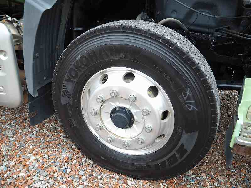 プロフィアカヤバコンクリートミキサー車電動スランプガード|中古トラックの販売・買取・査定のアイナビ