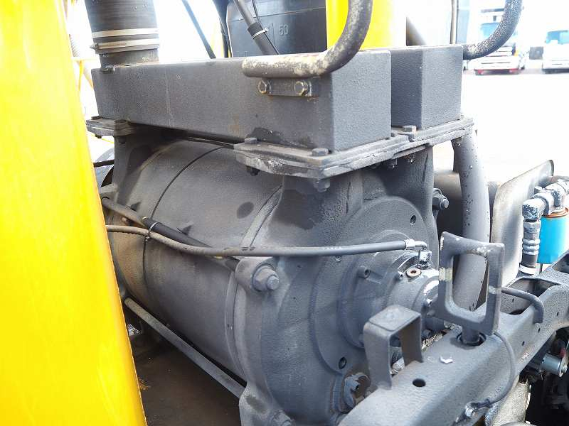 レンジャー汚泥吸引車吸引清掃車バキュームダンパーベッド付|中古トラックの販売・買取・査定のアイナビ