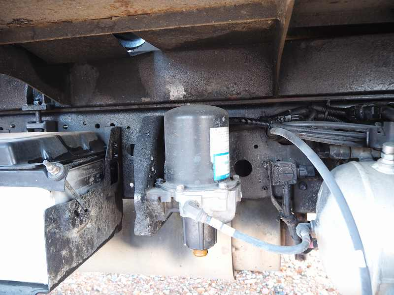 レンジャー汚泥吸引車吸引清掃車バキュームダンパーベッド付|中古トラックの販売・買取・査定のアイナビ