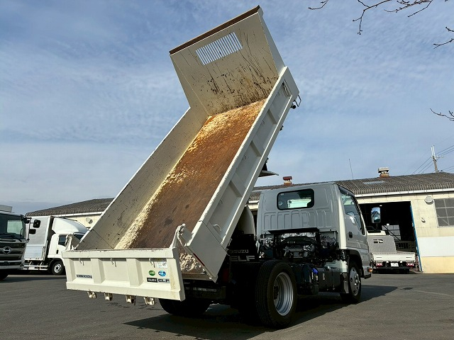 保証対象車両極東開発工業全低床150馬力6速MT|中古トラックの販売・買取・査定のアイナビ