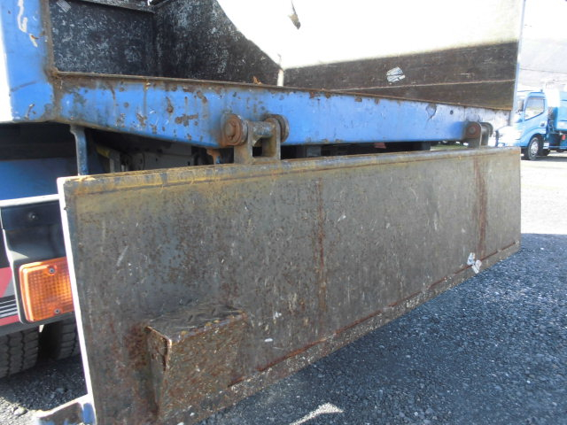 2T 天蓋付き深ダンプ 清掃ダンプ|中古トラックの販売・買取・査定のアイナビ