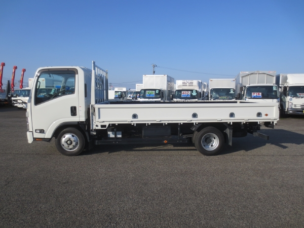 ニッサンアトラスワイドロング平ボディ|中古トラックの販売・買取・査定のアイナビ