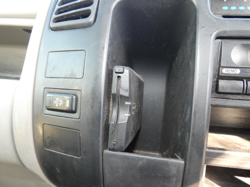 H26　1.35トン マニュアル 平ボディ　251237|中古トラックの販売・買取・査定のアイナビ