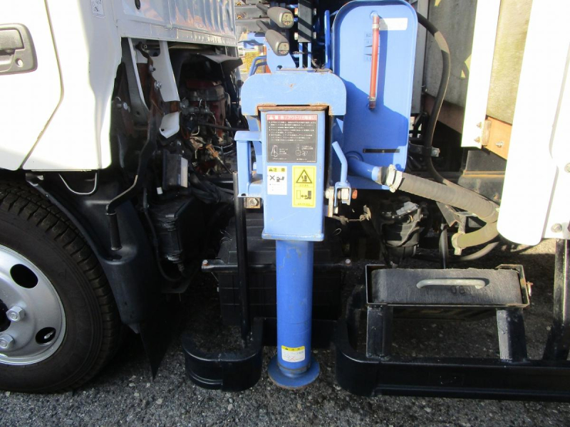 クレーン付 タダノ3段ラジコン フックイン|中古トラックの販売・買取・査定のアイナビ