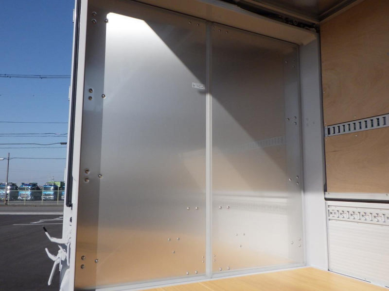 未使用車 ワイドロング 全低床 積載2t 車検R9.3月迄|中古トラックの販売・買取・査定のアイナビ