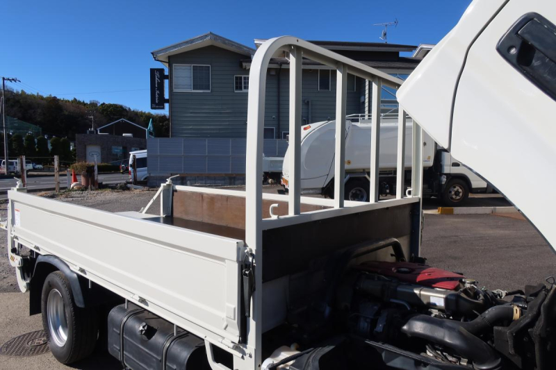 トヨエース 10尺平ボディー パワーゲート付き|中古トラックの販売・買取・査定のアイナビ