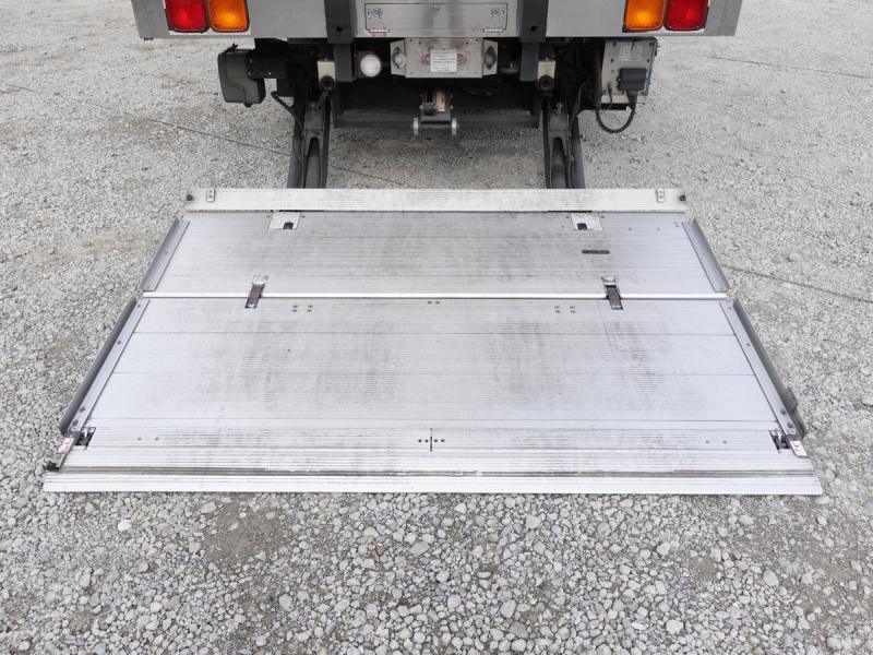 パワーゲートワイド低温冷蔵冷凍|中古トラックの販売・買取・査定のアイナビ