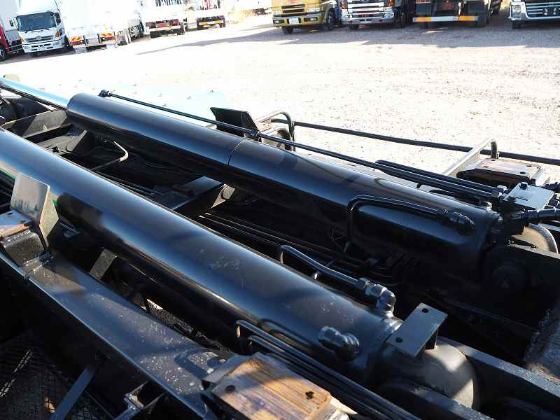 スーパーグレートハイルーフアームロールコンテナ付き|中古トラックの販売・買取・査定のアイナビ