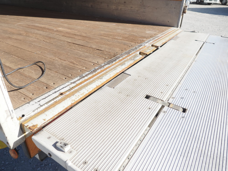 いすゞ バン車 エルフ|中古トラックの販売・買取・査定のアイナビ