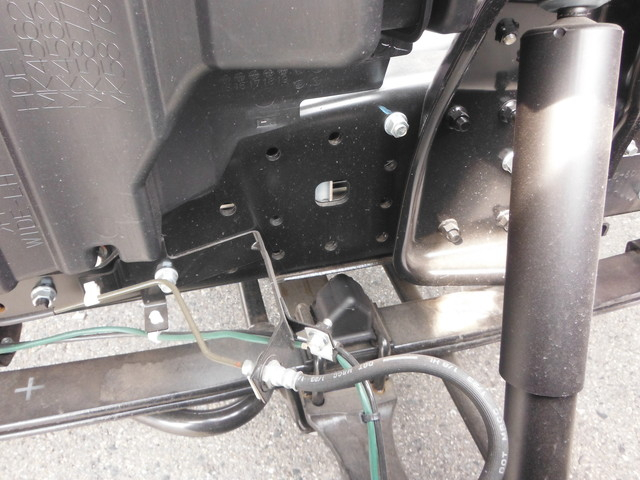 三菱2PG-FEB804段クレーン付平ボディ3.45t積載ワイド|中古トラックの販売・買取・査定のアイナビ