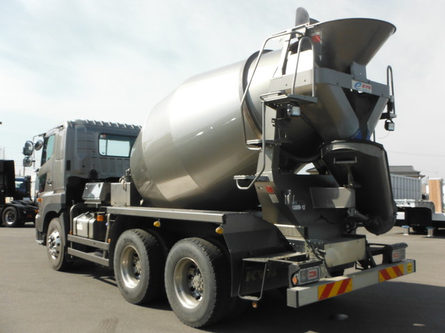 日野2PG-FS1AGAミキサーカヤバ(容量:8.7㎥)eミキサー|中古トラックの販売・買取・査定のアイナビ