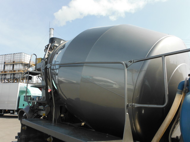 日野2PG-FS1AGAミキサーカヤバ(容量:8.7㎥)eミキサー|中古トラックの販売・買取・査定のアイナビ