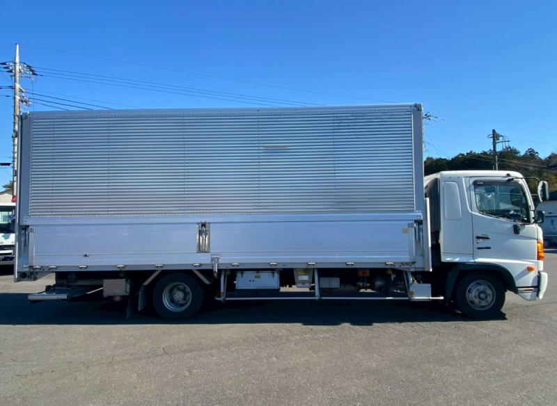 ☆H28 6.2mボディ 格納パワーゲート|中古トラックの販売・買取・査定のアイナビ