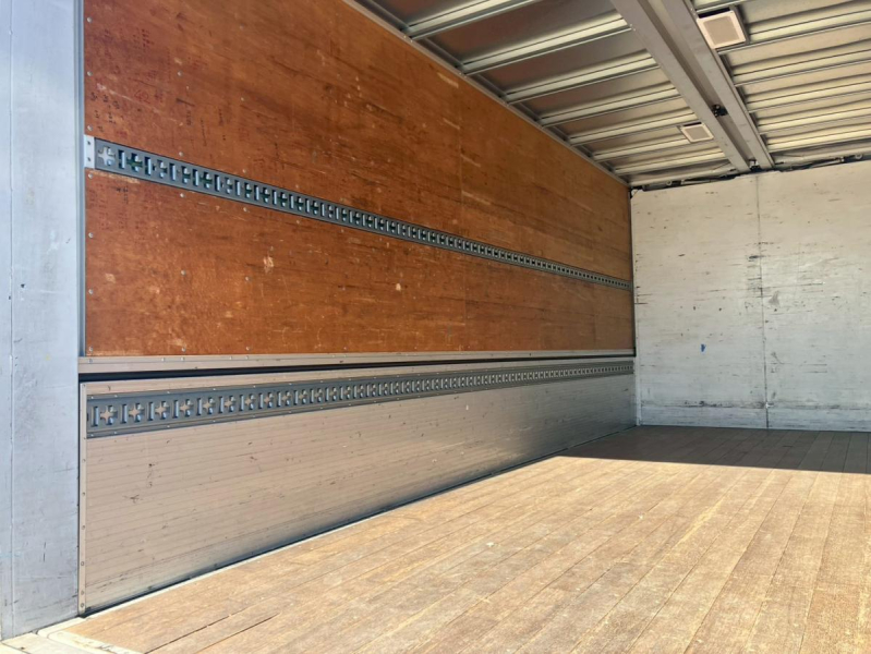 ☆H28 6.2mボディ 格納パワーゲート|中古トラックの販売・買取・査定のアイナビ