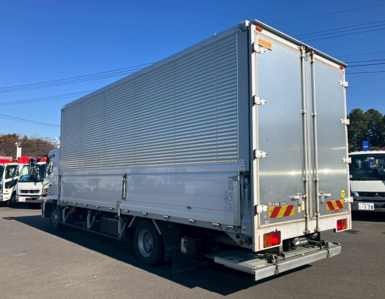 ☆H28 6.2mボディ 格納パワーゲート|中古トラックの販売・買取・査定のアイナビ
