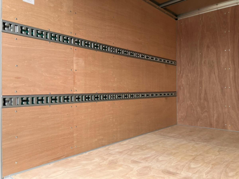 ☆未使用車 標準/10尺 純正ナビ バックモニター ETC2.0|中古トラックの販売・買取・査定のアイナビ