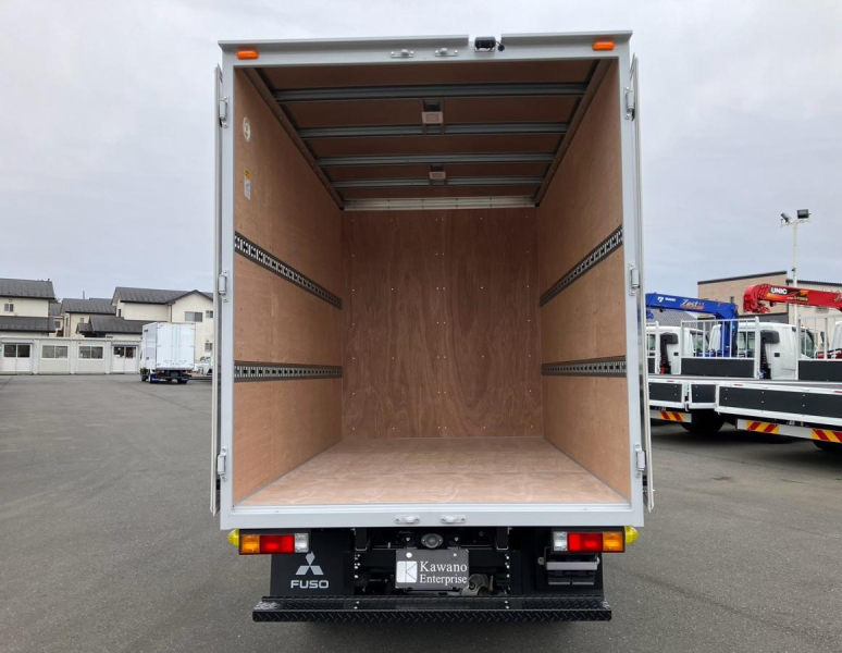 ☆未使用車 標準/10尺 純正ナビ バックモニター ETC2.0|中古トラックの販売・買取・査定のアイナビ