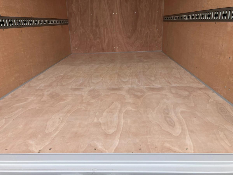 ☆未使用車 標準/10尺 純正ナビ バックモニター ETC2.0|中古トラックの販売・買取・査定のアイナビ