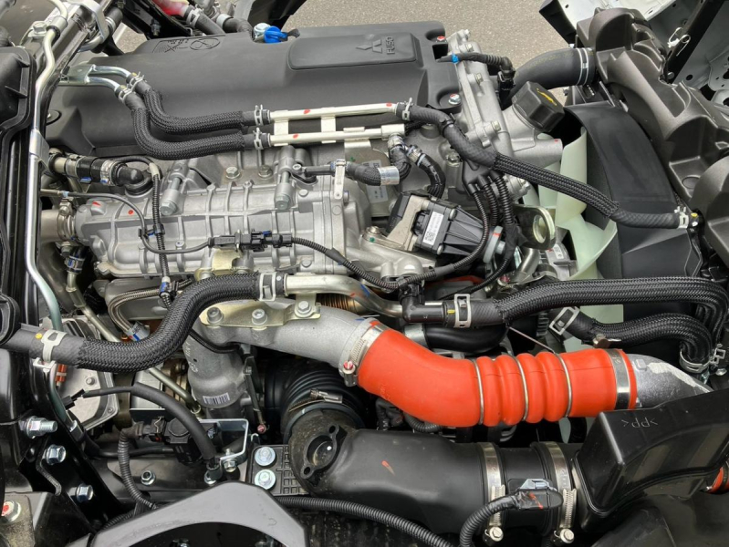 ☆未使用車 標準/10尺 純正ナビ バックモニター ETC2.0|中古トラックの販売・買取・査定のアイナビ