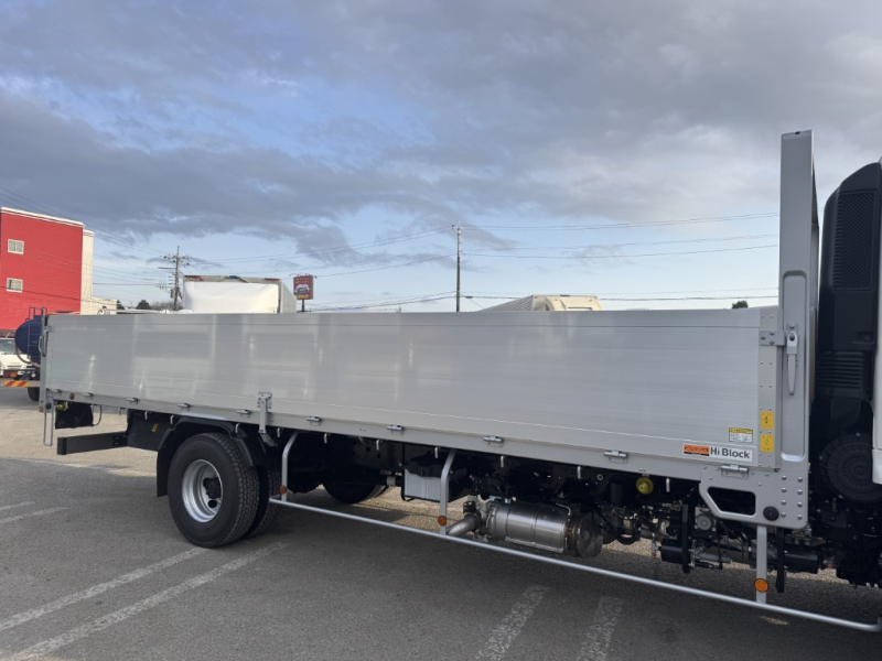 平ボディーベッド付未使用車車検付|中古トラックの販売・買取・査定のアイナビ