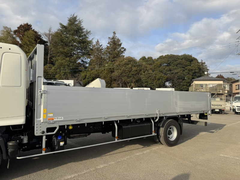 平ボディーベッド付未使用車車検付|中古トラックの販売・買取・査定のアイナビ