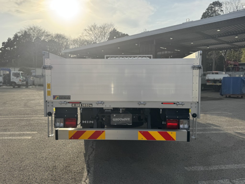 平ボディーベッド付未使用車車検付|中古トラックの販売・買取・査定のアイナビ