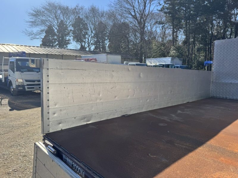 ワイドロング4段アルミブロックZE294HRラジコン|中古トラックの販売・買取・査定のアイナビ