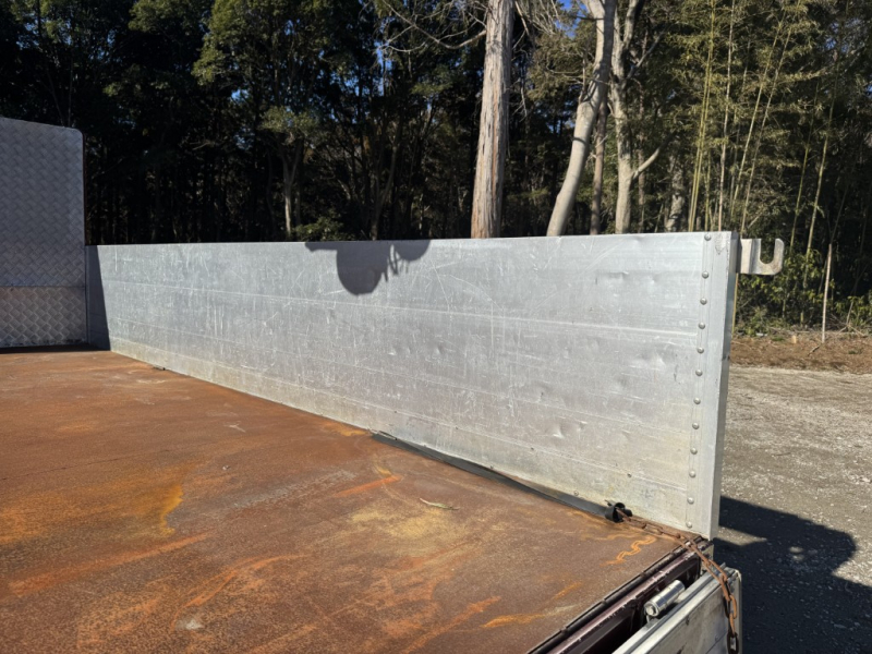 ワイドロング4段アルミブロックZE294HRラジコン|中古トラックの販売・買取・査定のアイナビ