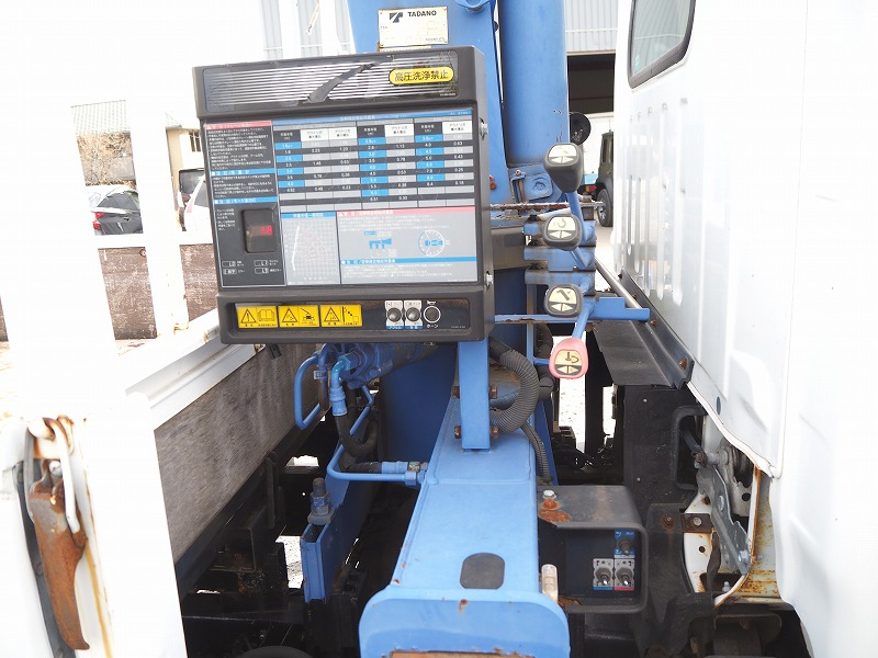 いすゞエルフ4段クレーンラジコン平ボディ|中古トラックの販売・買取・査定のアイナビ