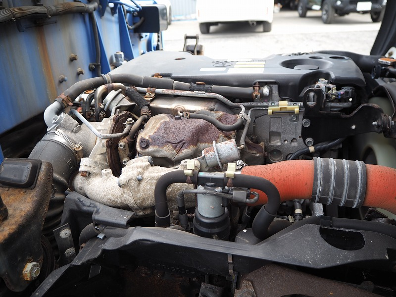 いすゞエルフ4段クレーンラジコン平ボディ|中古トラックの販売・買取・査定のアイナビ